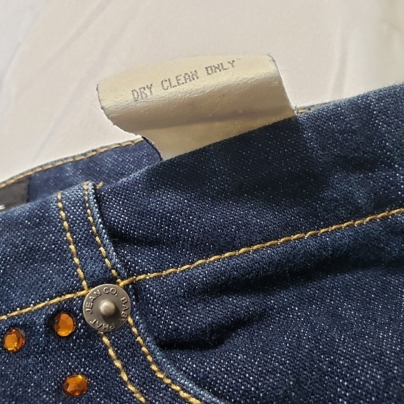 Baby Phat Vintage Bandana Denim Jean Mini Skirt Rhinestone Bedazzled Size 1/2 - Picture 7 of 8